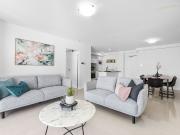 Stylish Furnished 3 Bedroom 2 Bathroom at Royale Apartments