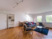 Stylish furnished apartment with large roof terrace in...