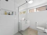 Stylish Ground Floor Apartment in a Vibrant Inner City...