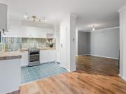 Stylish Ground Floor Apartment with Garden Sanctuary &...