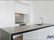 Stylish Inner City Living: 1 Bedroom + Balcony in South...