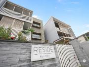 Stylish Inner City Living with Rooftop Terrace & Walk to...