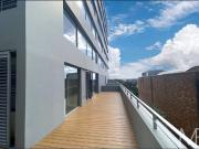 STYLISH LIVING WITH PRIVATE RETREAT IN PRIME ST LEONARDS