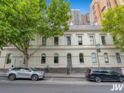 Stylish Loft Living in the Heart of Melbourne