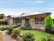 Stylish & Low Maintenance Living in a Convenient Location