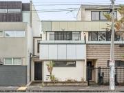 STYLISH LOW MAINTENANCE LIVING IN A PRIME URBAN SETTING