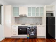 Stylish, Low Maintenance Living in an Exceptional Inner...