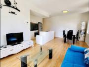 Stylish Luxury 2 Furnished Bedroom Apartment