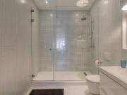 Stylish luxury apartment with boutique facilities and...