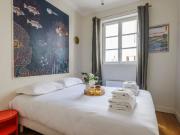 Stylish Mobility: Exquisite Apartment in Saint Germain...