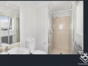 STYLISH MODERN 3BR TOWNHOUSES â CLOSE TO BAYSIDE...
