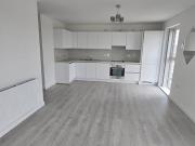 Stylish Modern Apartment with Excellent Transport