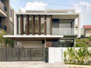 Stylish Modern Contemporary Brand New 4BR House and Lot...