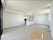 Stylish Modern Living in the Heart of Melrose Park