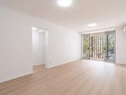 Newly Renovated 1 Bedroom Unit With Study