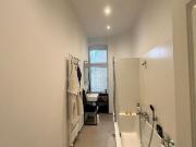 Stylish old building apartment in the heart of...