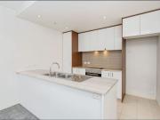 Stylish One Bedroom Apartment in Lyneham – Lifestyle...
