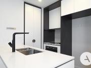 Stylish One Bedroom Apartment in the Heart of Coombs