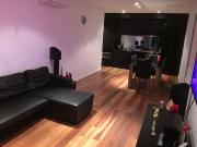 Stylish One Bedroom Docklands Apartment with Stunning...