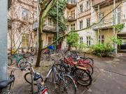 Stylish & quiet 1 room apartment with balcony in the...