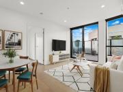 Stylish Richmond Sanctuary With Huge Terrace