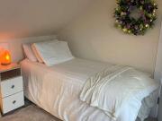 Stylish room in 5 bedroom apartment in Sandyford, Dublin