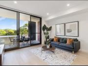 Stylish & Serene North Facing Apartment in 'The...