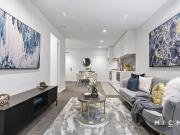 Stylish, Spacious and Stunning Views in Northern Sunlight