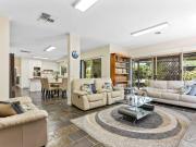 Stylish & Spacious Home in a Family Friendly Neighbourhood