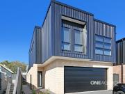 STYLISH SPACIOUS & NEWLY BUILT