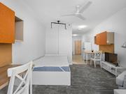 Stylish Studio in the Heart of Kangaroo Point