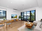 Stylish Sunlit Living in Moonee Ponds' Most Vibrant...