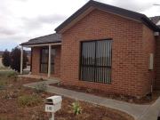 Stylish Three Bedroom Unit in Werribee's Heart