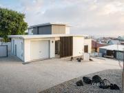 Stylish Townhouse of the edge of the Burnie CBD