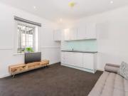 Stylish two bedroom apartment in the heart of Newtown