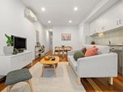 Stylish Two Bedroom Apartment in Vibrant Brunswick