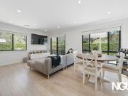 Stylish Two Bedroom Home in a Prime Parklea Location!