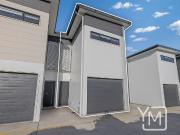 Stylish Two Storey Townhouse Perfect Central Caloundra...