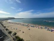 Su Refugio Costero Frente al Mar de 4 Dormitorios le...