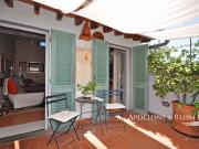 Su Tre Livelli con Terrazza in Borgo del Chianti –...