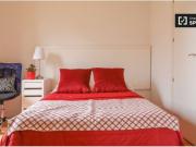 Suave estudio en alquiler en la Puerta del Ángel