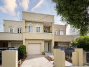 Substantial residence near parklands