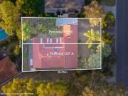 SUDIVIDABLE BLOCK LOCATED 90M FROM THE WATER