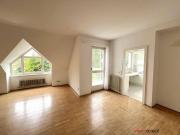 Südterrasse und Garagenplatz Helle 2 Zimmer...