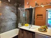 Suite Canal Meet Amélie, Emily and Arletty, Paris...