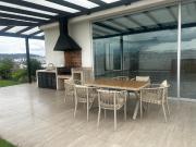 Suite de Venta en Quito Tenis por Estrenar