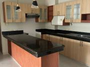 Suite en Alquiler en los Ceibos, 1 Habitación, 1 Baño,...