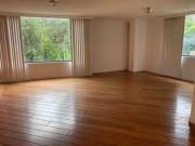 Suite en venta 107m2 Terraza 2 Parqueaderos