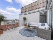 SUMMIT7 LIVING AT THE PEAK