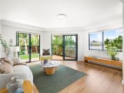 Sun Drenched Garden Apartment